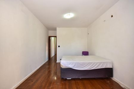 Casa para alugar com 250m², 3 quartos e 2 vagasSuíte