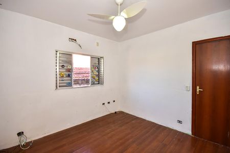 Casa para alugar com 250m², 3 quartos e 2 vagasQuarto 1