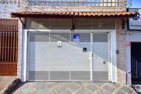 Casa para alugar com 250m², 3 quartos e 2 vagasFachada/Placa