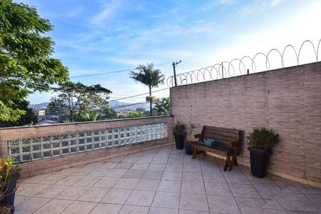 Casa para alugar com 250m², 3 quartos e 2 vagasVaranda da Suíte