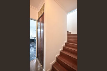 Casa para alugar com 250m², 3 quartos e 2 vagasCorredor 1