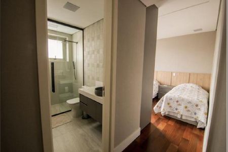 Apartamento à venda com 335m², 4 quartos e 4 vagasSuíte 4