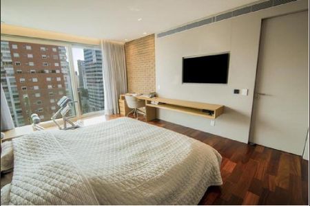Apartamento à venda com 335m², 4 quartos e 4 vagasSuíte 1