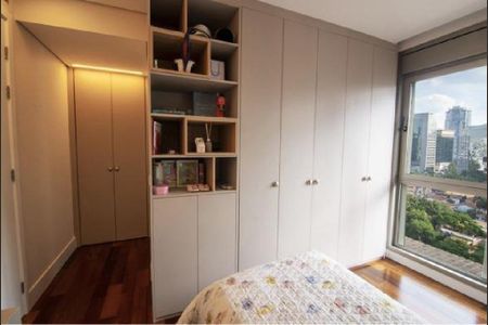 Apartamento à venda com 335m², 4 quartos e 4 vagasSuíte 3