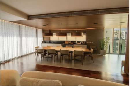 Apartamento à venda com 335m², 4 quartos e 4 vagasSala