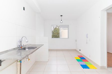 Sala/Cozinha de apartamento para alugar com 2 quartos, 32m² em Colônia (zona Leste), São Paulo