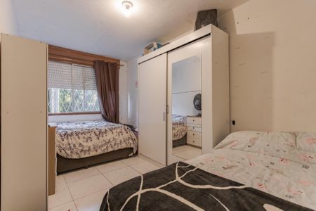 Quarto de apartamento à venda com 1 quarto, 43m² em Jardim Itu, Porto Alegre
