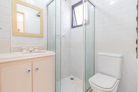 Apartamento à venda com 156m², 4 quartos e 3 vagasBanheiro da Suíte 1