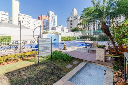 Apartamento à venda com 156m², 4 quartos e 3 vagasÁrea comum - Piscina