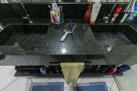 Apartamento para alugar com 70m², 2 quartos e sem vaga Apartamento para alugar com 70m², 2 quartos e sem vagaBanheiro