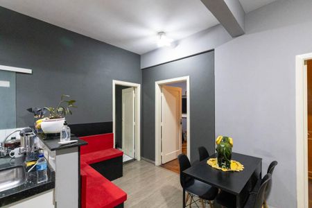 Sala de apartamento para alugar com 2 quartos, 70m² em República, São Paulo