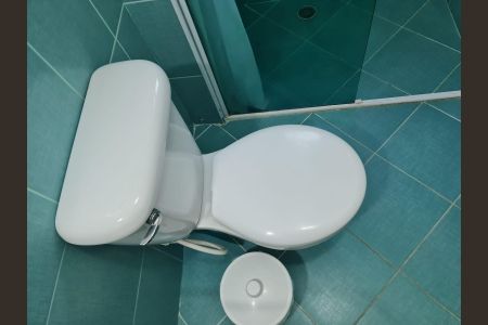 Apartamento à venda com 74m², 3 quartos e 2 vagasBanheiro da Suíte