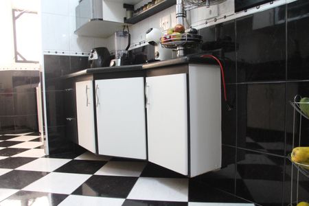 Apartamento à venda com 74m², 3 quartos e 2 vagasCozinha e Área de Serviço