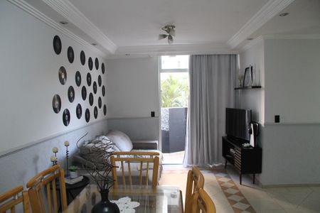 Sala de apartamento à venda com 3 quartos, 74m² em Macedo, Guarulhos