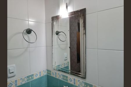 Apartamento à venda com 74m², 3 quartos e 2 vagasBanheiro da Suíte