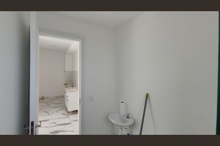 Apartamento para alugar com 41m², 2 quartos e 1 vaga Apartamento para alugar com 41m², 2 quartos e 1 vagaBanheiro