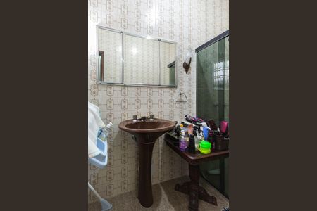 Casa à venda com 159m², 3 quartos e 1 vaga Casa à venda com 159m², 3 quartos e 1 vagaBanheiro Social