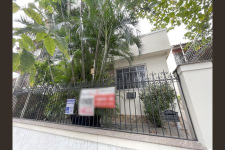 Casa à venda com 159m², 3 quartos e 1 vaga Casa à venda com 159m², 3 quartos e 1 vagaPlaquinha
