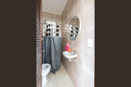 Casa à venda com 159m², 3 quartos e 1 vaga Casa à venda com 159m², 3 quartos e 1 vagaBanheiro de serviço