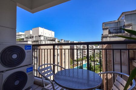 Varanda de apartamento à venda com 2 quartos, 59m² em Jardim Leonor, São Paulo