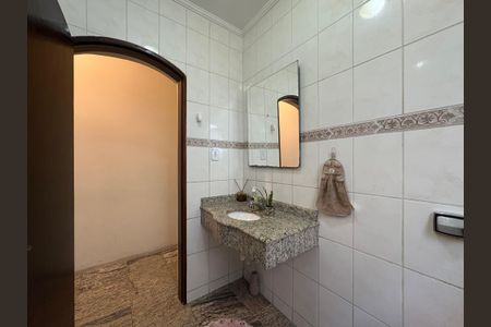 Casa à venda com 350m², 3 quartos e 3 vagasLavabo 2
