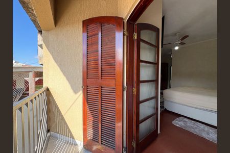 Casa à venda com 350m², 3 quartos e 3 vagasSacada Suíte