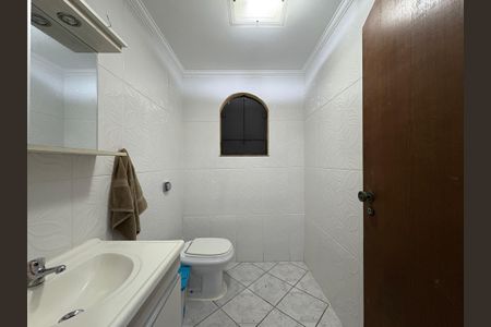 Casa à venda com 350m², 3 quartos e 3 vagasLavabo