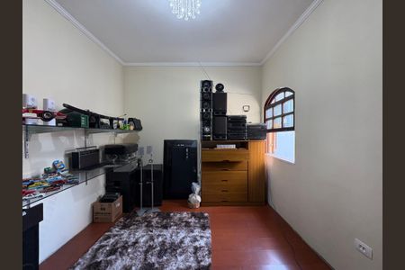Casa à venda com 350m², 3 quartos e 3 vagasQuarto 1