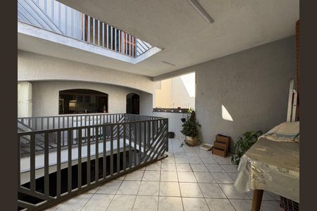 Casa à venda com 350m², 3 quartos e 3 vagasLavanderia