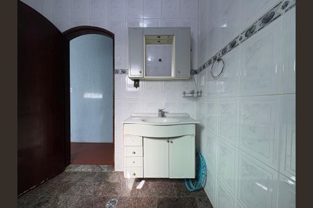 Casa à venda com 350m², 3 quartos e 3 vagasBanheiro