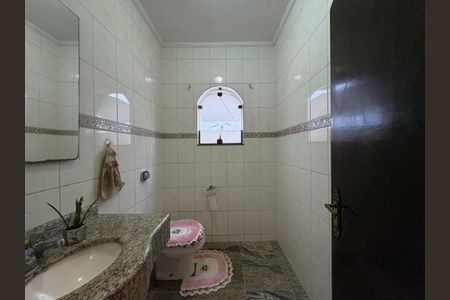 Casa à venda com 350m², 3 quartos e 3 vagasLavabo 2