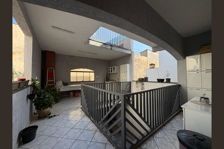 Casa à venda com 350m², 3 quartos e 3 vagasLavanderia