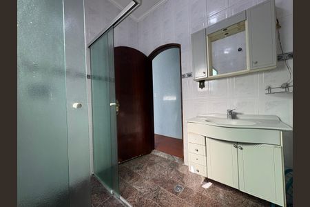 Casa à venda com 350m², 3 quartos e 3 vagasBanheiro