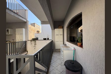 Casa à venda com 350m², 3 quartos e 3 vagasLavanderia