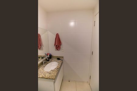 Apartamento à venda com 74m², 3 quartos e 1 vagaBanheiro Social