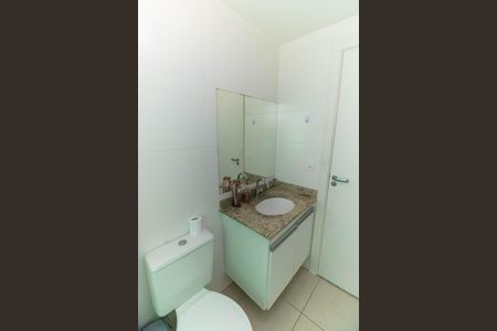 Apartamento à venda com 74m², 3 quartos e 1 vagaBanheiro da Suíte