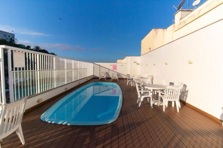 Apartamento à venda com 74m², 3 quartos e 1 vagaÁrea comum