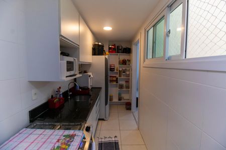 Apartamento à venda com 74m², 3 quartos e 1 vagaCozinha e Área de Serviço