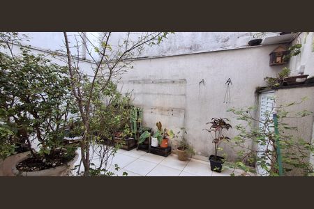 Casa à venda com 237m², 4 quartos e 4 vagasQuintal