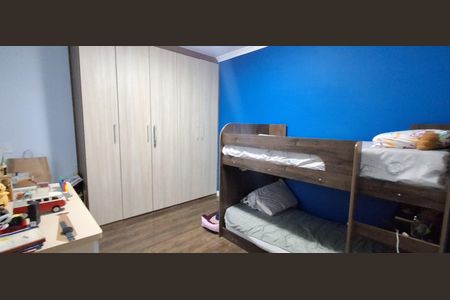 Casa à venda com 237m², 4 quartos e 4 vagasSuíte 2