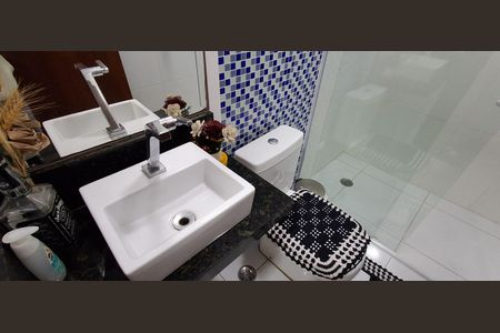 Casa à venda com 237m², 4 quartos e 4 vagasBanheiro Suíte 4