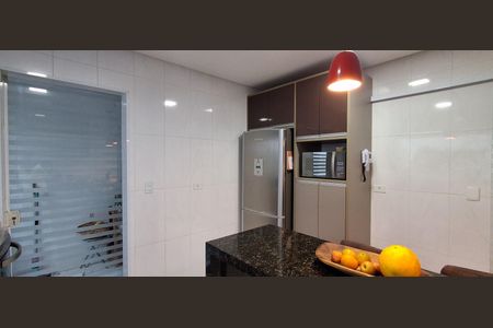 Casa à venda com 237m², 4 quartos e 4 vagasCozinha