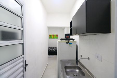 Casa para alugar com 15m², 1 quarto e sem vaga Casa para alugar com 15m², 1 quarto e sem vagaCozinha e Área de Serviço