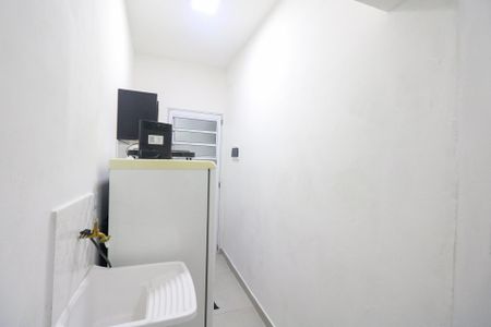 Casa para alugar com 15m², 1 quarto e sem vaga Casa para alugar com 15m², 1 quarto e sem vagaCozinha e Área de Serviço