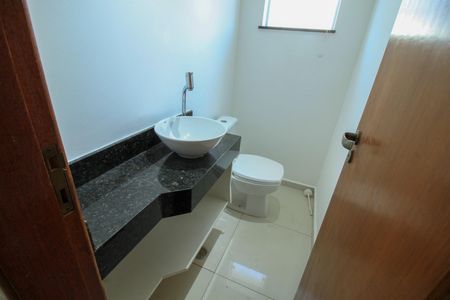 Casa para alugar com 182m², 3 quartos e 2 vagas Casa para alugar com 182m², 3 quartos e 2 vagasLavabo