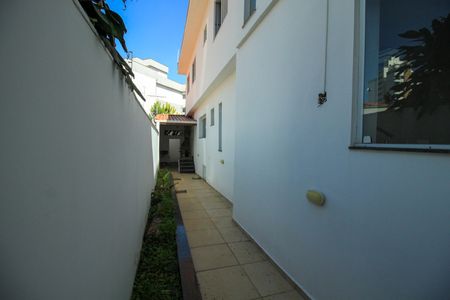 Casa para alugar com 182m², 3 quartos e 2 vagas Casa para alugar com 182m², 3 quartos e 2 vagasÁrea Externa