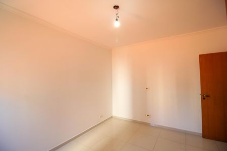 Casa para alugar com 182m², 3 quartos e 2 vagas Casa para alugar com 182m², 3 quartos e 2 vagasQuarto 2