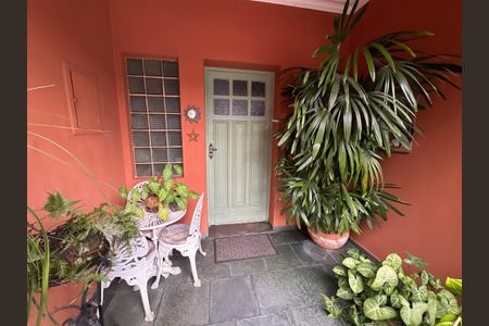 Casa à venda com 218m², 3 quartos e 2 vagas Casa à venda com 218m², 3 quartos e 2 vagasHall de entrada