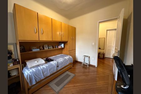 Casa à venda com 218m², 3 quartos e 2 vagas Casa à venda com 218m², 3 quartos e 2 vagasQuarto 2