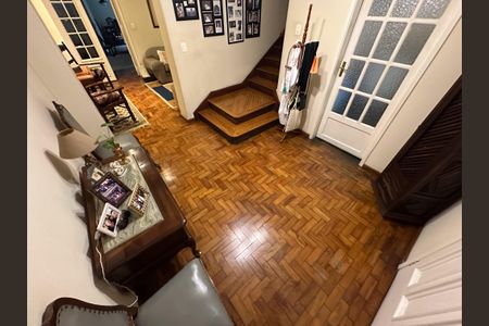 Casa à venda com 218m², 3 quartos e 2 vagas Casa à venda com 218m², 3 quartos e 2 vagasSala 1